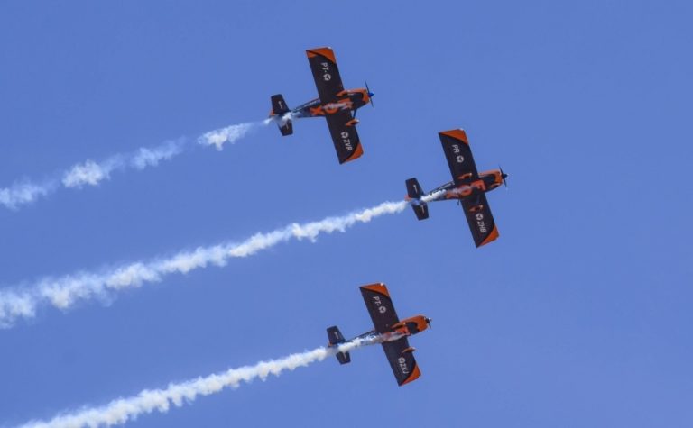 Desfile militar e shows nesta sexta-feira em Guarapari
