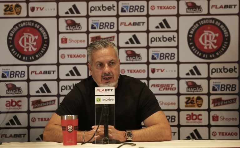 Diretor do Flamengo vê arbitragem ‘sem vergonha’ e se preocupa com jogo de volta