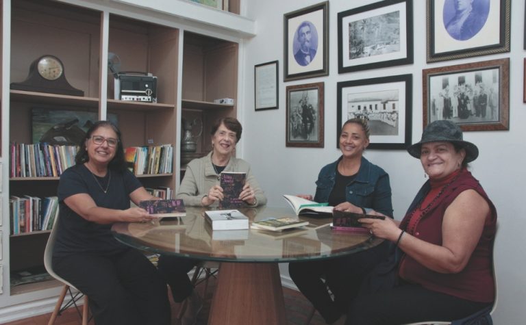 Encontro de amantes da leitura no centro de Vitória