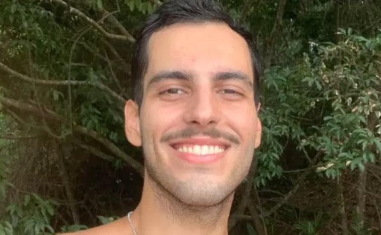 Estudante de Medicina da UFRJ descobre que estava morto no SUS ao tentar se vacinar