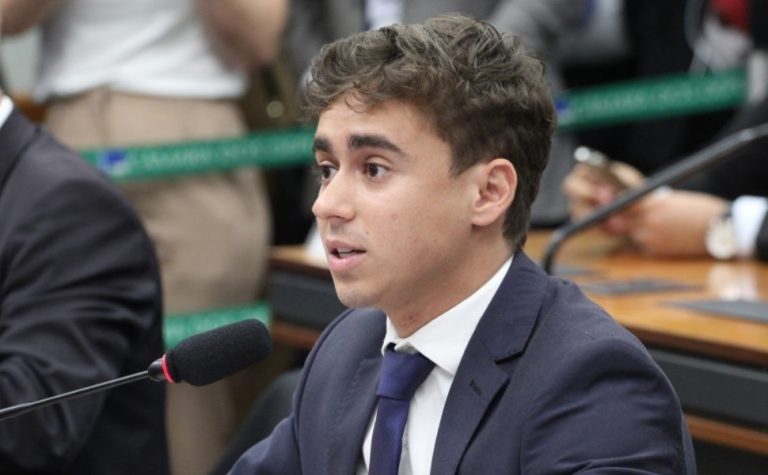 Estudante preso no ES por ameaçar Nikolas Ferreira de morte assina termo e é solto