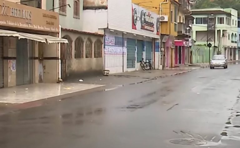Facções determinam toque de recolher após morte de chefe do tráfico em Cariacica