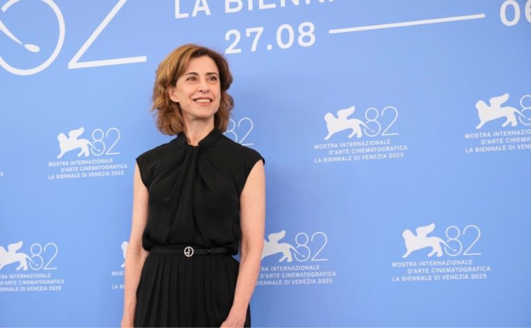Fernanda Torres faz 60 anos em fase espetacular; relembre curiosidades da atriz