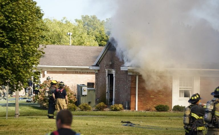 Fiéis se arriscaram para salvar outros durante ataque a igreja em Michigan