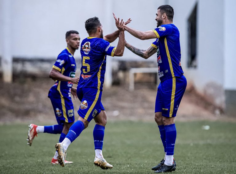 Forte goleia GEL por 7 a 0 na Série B do Capixabão e fica perto das semifinais