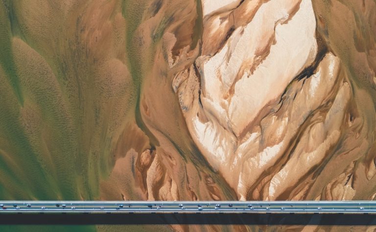 Fotógrafo mostra seca no Rio Doce e imagem viraliza