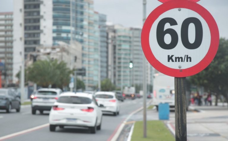Governo estuda mudar limites de velocidade em rodovias