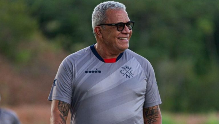 Hélio dos Anjos levou o Náutico ao caminho certo