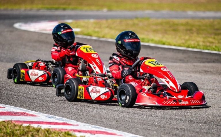 Irmãos Emerick garantem pole e pódios no Capixaba de Kart