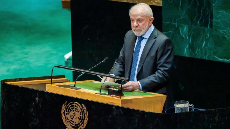 Israel extermina povo palestino e tenta aniquilar sonho de nação, diz Lula