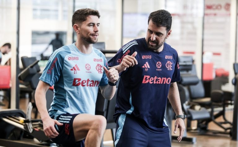 Jorginho reforça o Flamengo contra o Estudiantes na Libertadores