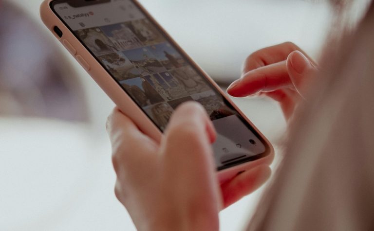 Justiça obriga redes sociais a indenizarem vítimas de golpes
