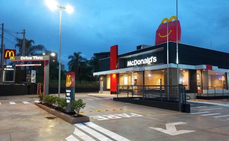 Mais de 100 vagas abertas em McDonald’s do ES. Veja como se inscrever