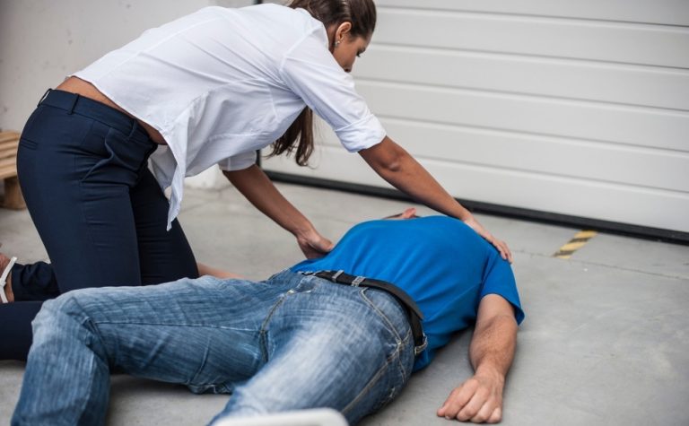 Médicos dizem quando se preocupar com o desmaio