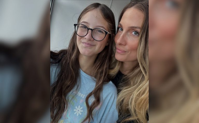 Morre aos 16 anos Anne Marie, filha da modelo Schynaider Moura