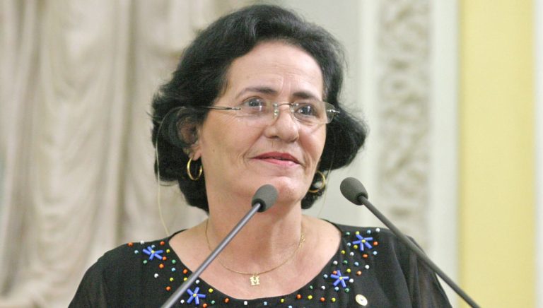 Morre, aos 81 anos, a ex-deputada Malba Lucena
