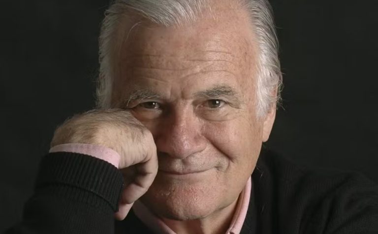 Morre o jornalista Mino Carta, fundador da Carta Capital, aos 91 anos