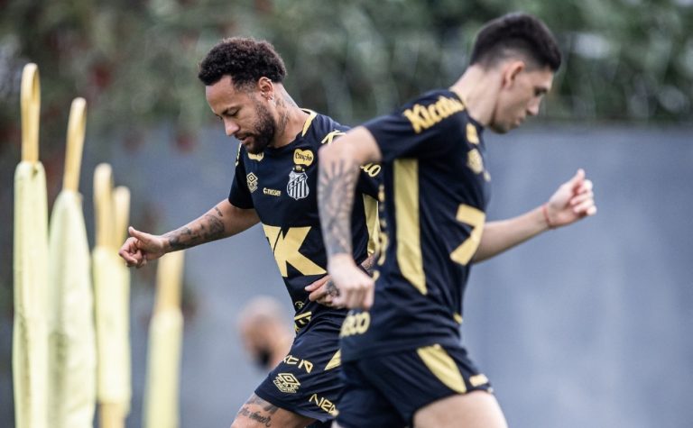 Neymar tem lesão muscular e desfalca o Santos no clássico com o São Paulo