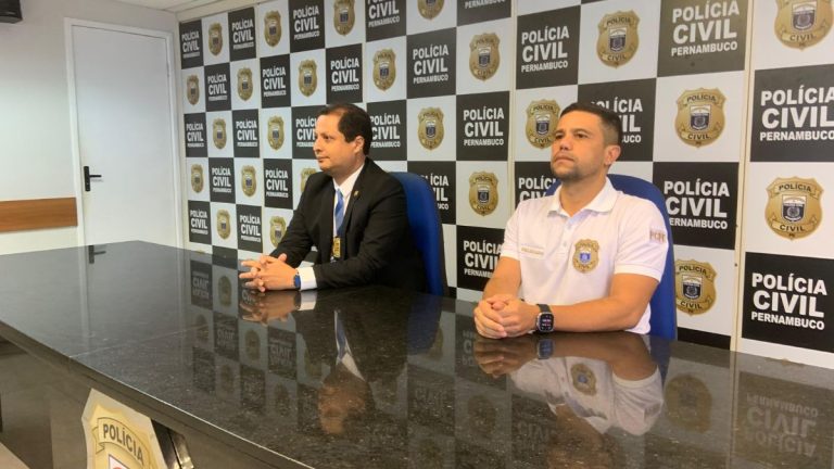 Polícia prende dupla suspeita de 40 roubos a farmácias na Região Metropolitana