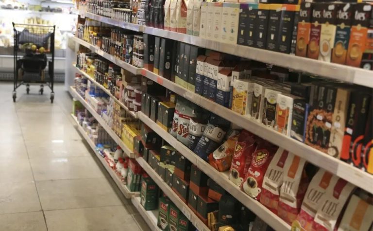 Preço da cesta básica cai em 24 capitais em agosto