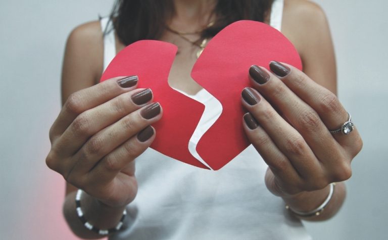Projeto aumenta pena para quem aplicar “golpe do amor”