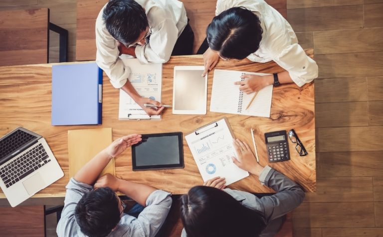 Revolução no mercado de trabalho com 12.529 empresas de tecnologia
