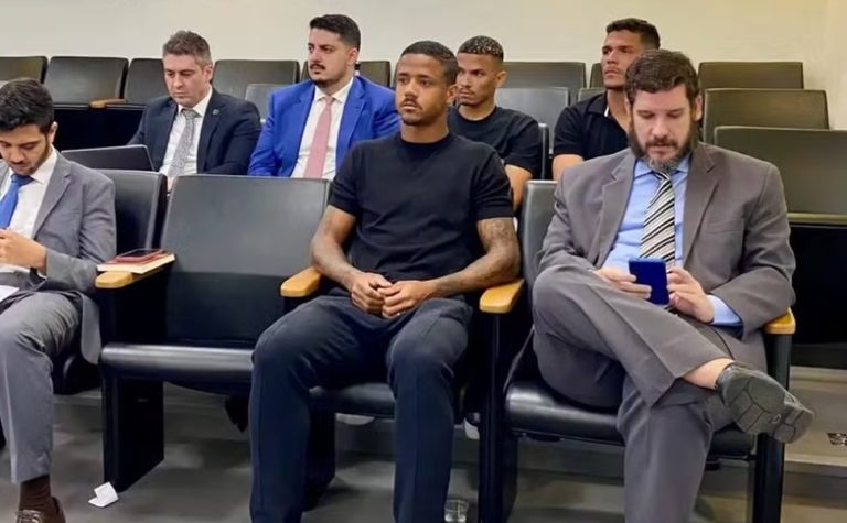 STJD revê penas e libera jogadores que haviam sido banidos há dois anos