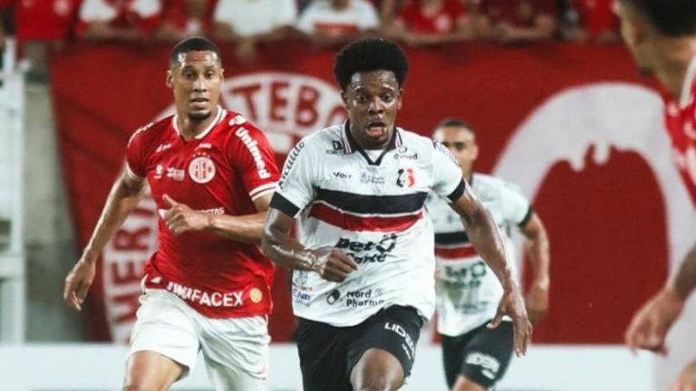 Santa Cruz conquista acesso à Série C de 2026 após empate com o América/RN