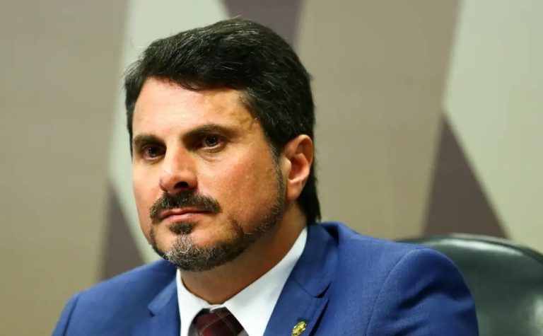 Senado oficializa afastamento de Marcos do Val por 115 dias