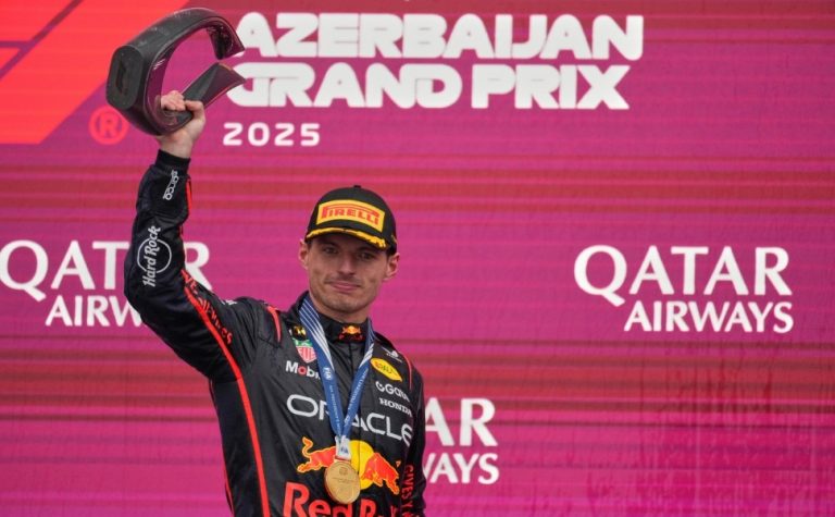 Verstappen vence o GP do Azerbaijão de ponta a ponta e volta à briga pela taça