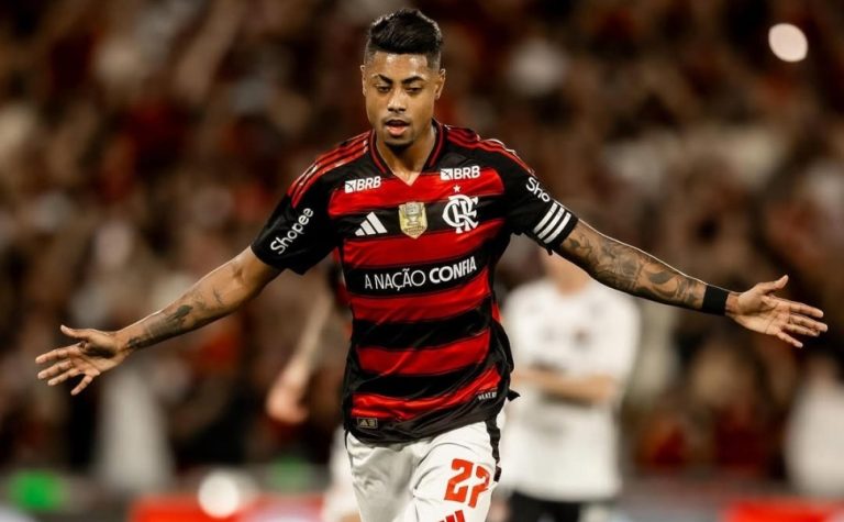 Ao tribunal da Conmebol, Bruno Henrique se desculpa e explica gesto obsceno
