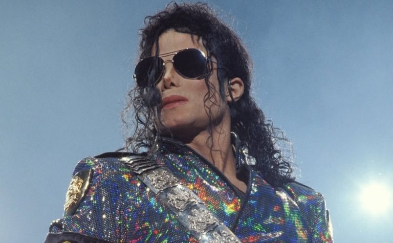 As celebridades mortas mais bem pagas do mundo, segundo a ‘Forbes’