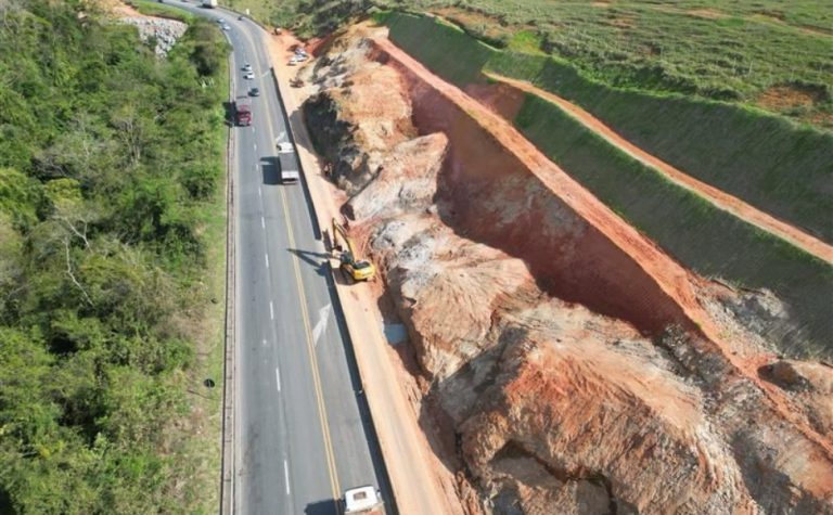 BR-101 terá trecho interditado para corte de rochas a partir desta terça-feira