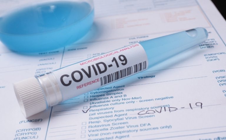 Covid já matou 37 pessoas no Espírito Santo em 2025