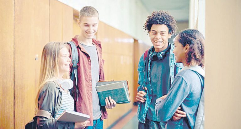 Crianças e jovens aprendem valores do cooperativismo
