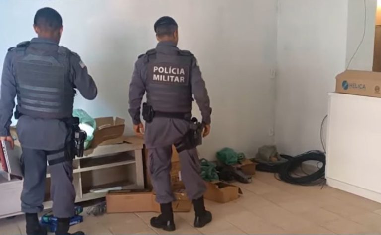 Criminosos ameaçavam moradores para instalar internet clandestina em Cariacica