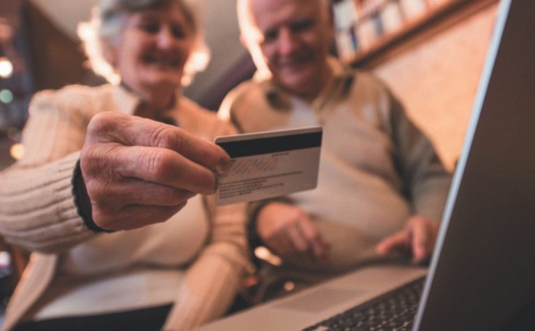 Empresas apostam em produtos voltados para idosos