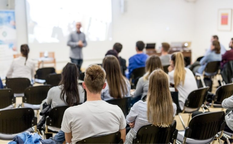 Faculdades do ES abrem seleção e novos cursos para 2026