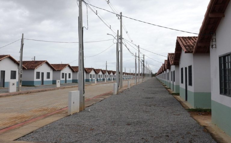 Famílias terão crédito de até R$ 30 mil em programa do governo para reformar casas