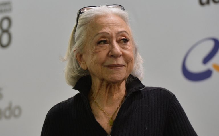Fernanda Montenegro completa 96 anos e comemora com filhos e netos