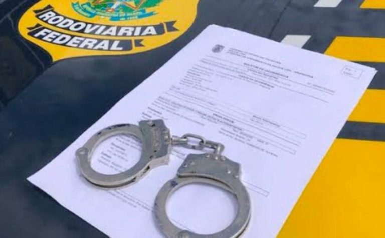 Foragido da Justiça é preso pela PRF em Viana