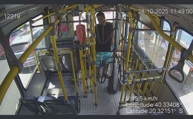 Foragido é preso após ser identificado por reconhecimento facial em ônibus no ES