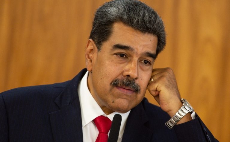 Governo Trump dá carta branca à CIA para derrubar Maduro na Venezuela
