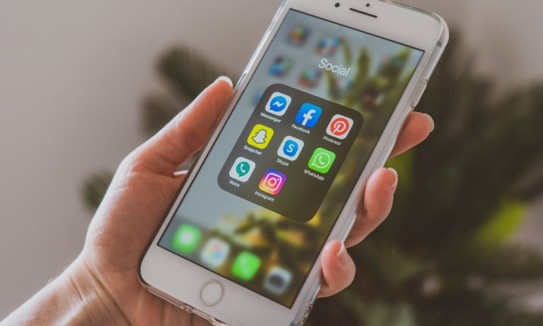 Governo anuncia classificação indicativa para apps e nova faixa etária