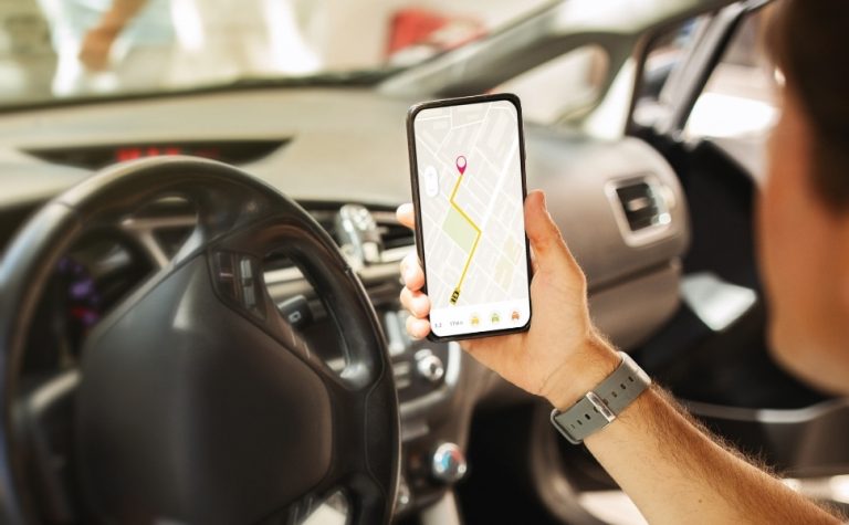 Governo defende piso salarial e limite de horas para motoristas de app