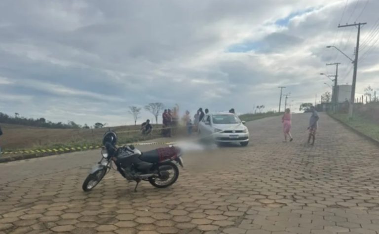 Homem é encontrado morto em rua de Colatina e polícia investiga possível acidente
