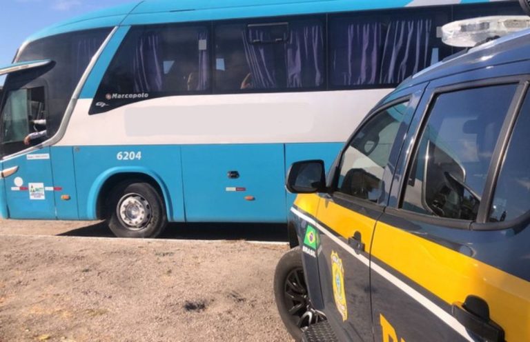 Idoso é detido por importunação sexual dentro de ônibus na BR-232, em Sertânia