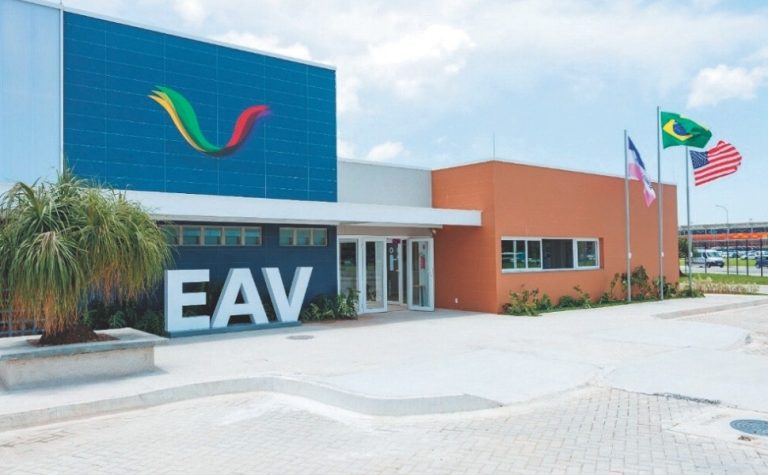 Inaugurada nova escola com 43 mil m² no aeroporto de Vitória