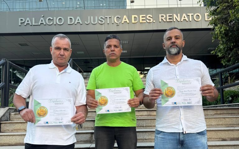 Justiça determina que suplentes na Serra assumam mandatos