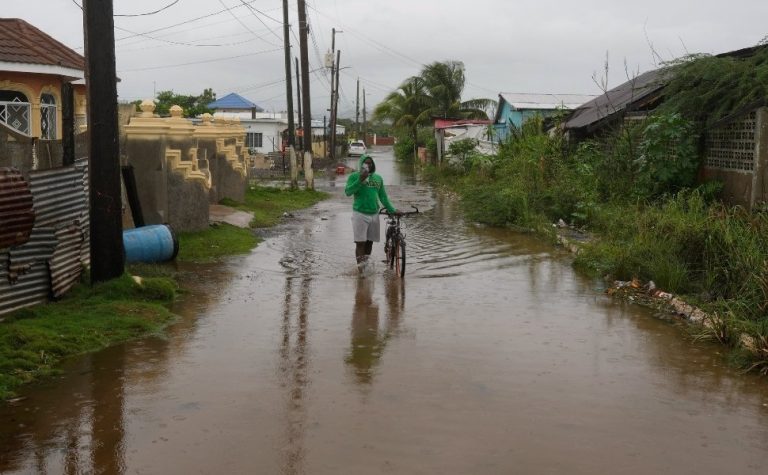 Furacão Melissa será tempestade mais forte da história da Jamaica